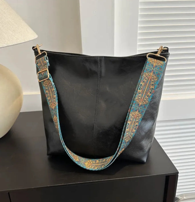Annelie™ - Axelremsväska med vintagecharm